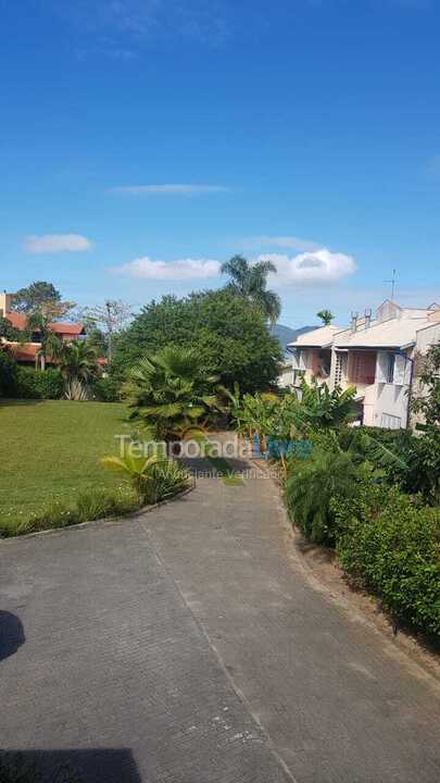 Casa para aluguel de temporada em Florianópolis (Barra da Lagoa)