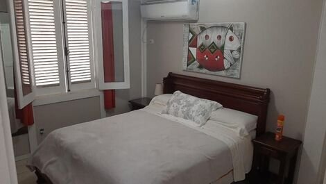 Linda casa em condomínio, em Manguinhos, com 4 quartos