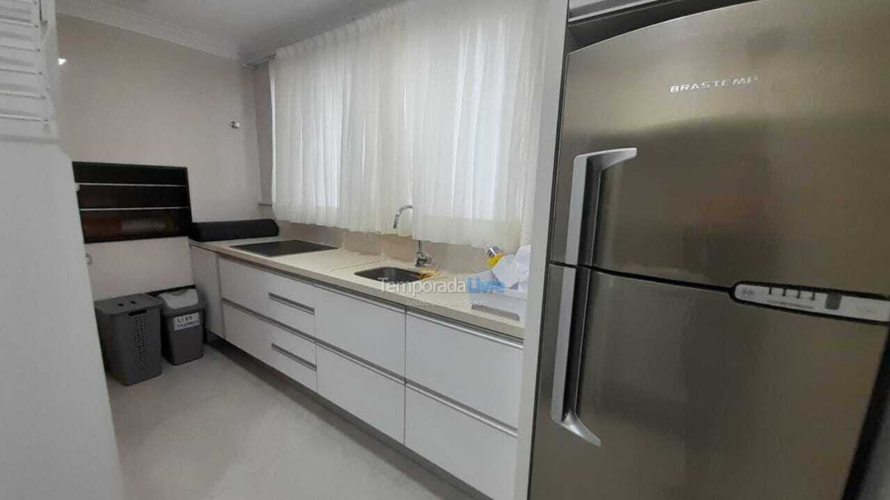 Apartamento para alquiler de vacaciones em Itapema (Meia Praia)