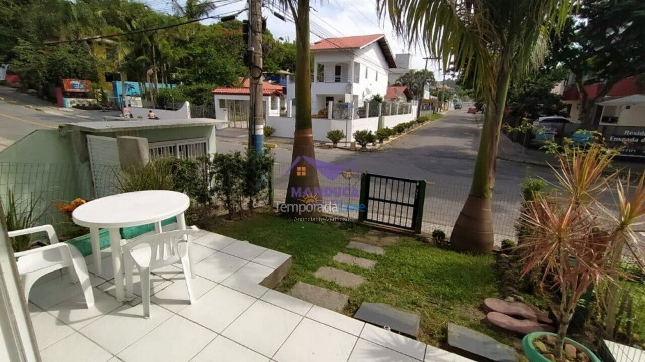 Apartment for vacation rental in Bombinhas (Praia de Bombinhas)