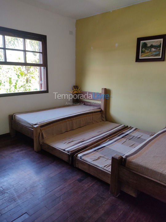 Casa para aluguel de temporada em Ubatuba (Ressaca)