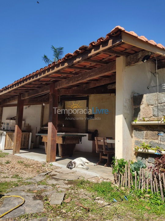 Casa para aluguel de temporada em Ubatuba (Ressaca)