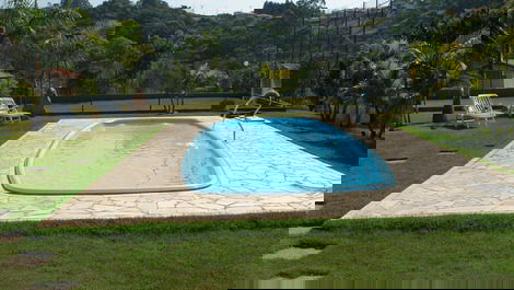 Maravilhosa casa de campo condomínio Porta do Sol