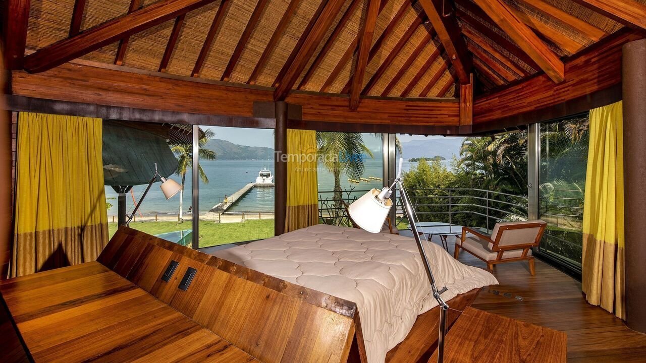 House for vacation rental in Angra dos Reis (Mombaça)