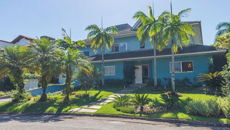 MALIBU HOUSE 6 SUITES, (ONE STORY), BEACH ACCESS