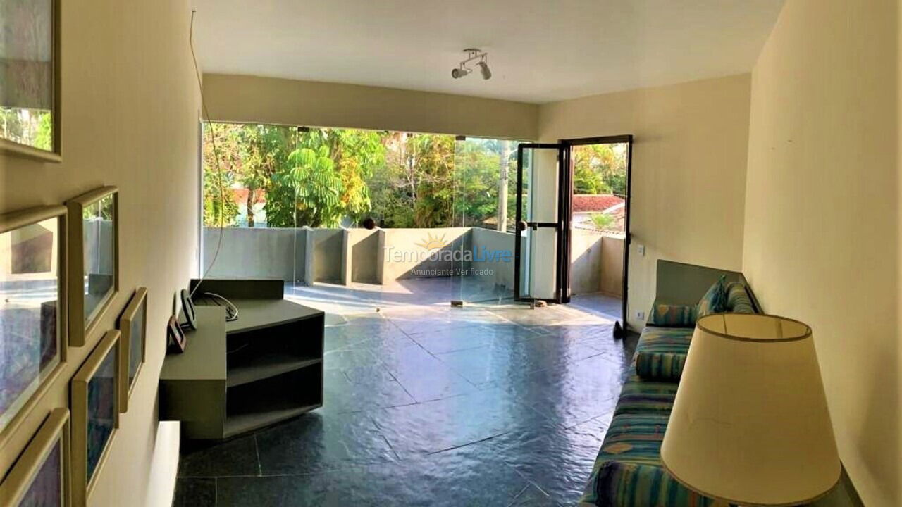 Casa para aluguel de temporada em São Sebastião (Barequeçaba)