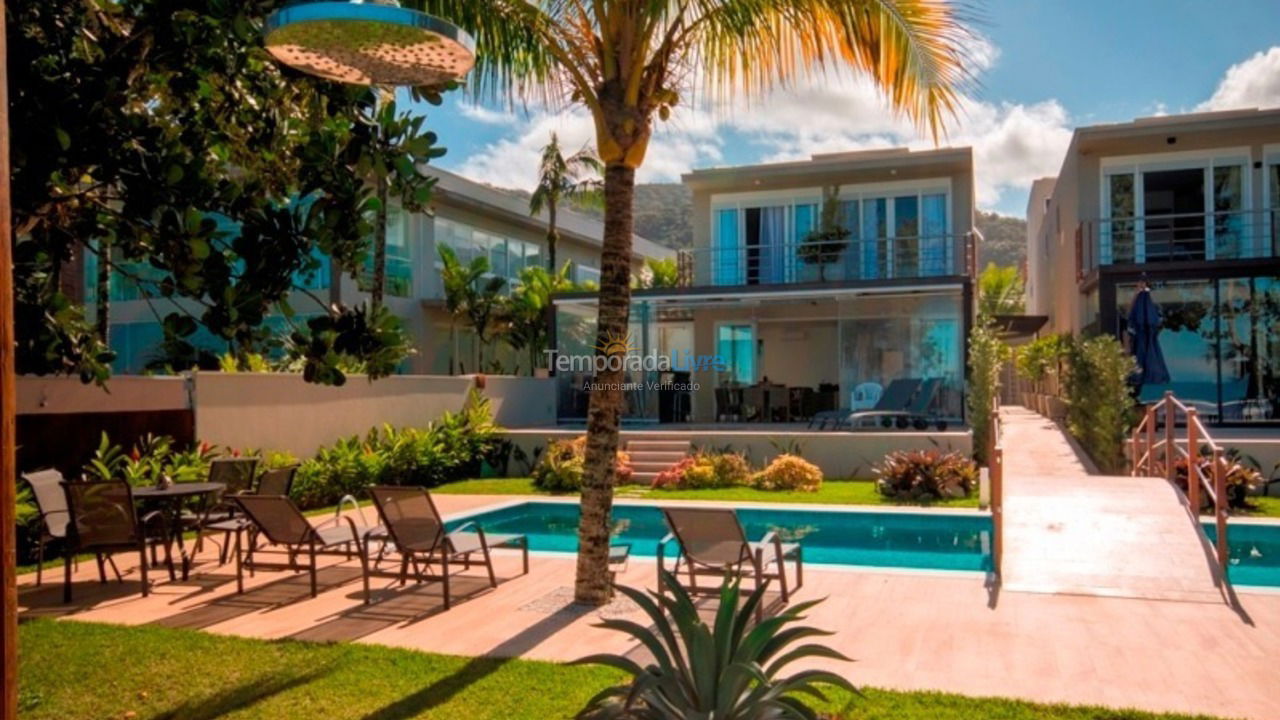 Casa para alquiler de vacaciones em São Sebastião (Juquehy)