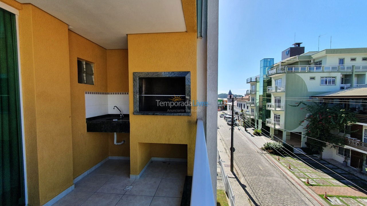 Apartment for vacation rental in Bombinhas (Praia de Bombinhas)