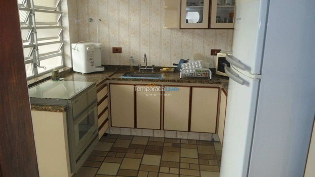 Apartment for vacation rental in Guarujá (Enseada)