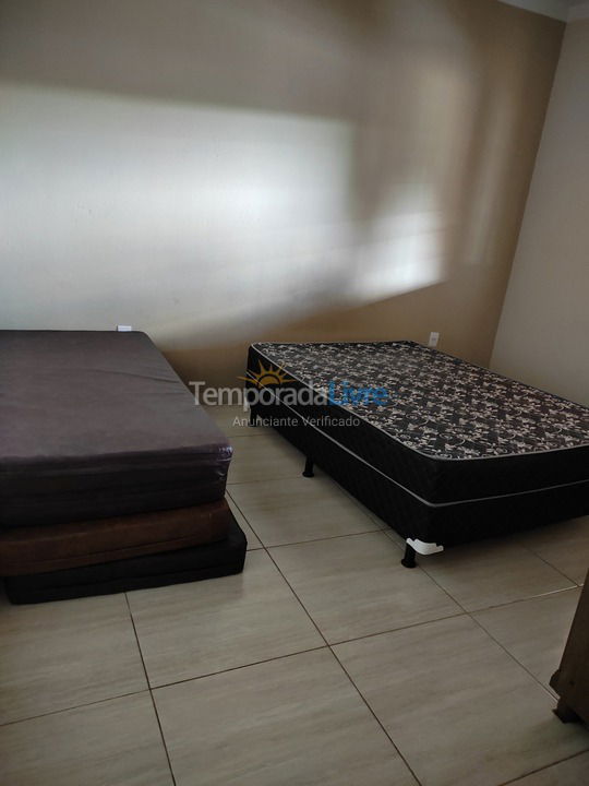 Casa para aluguel de temporada em Severínia (Estância Lucarelli Próximo à Olímpia Sp)