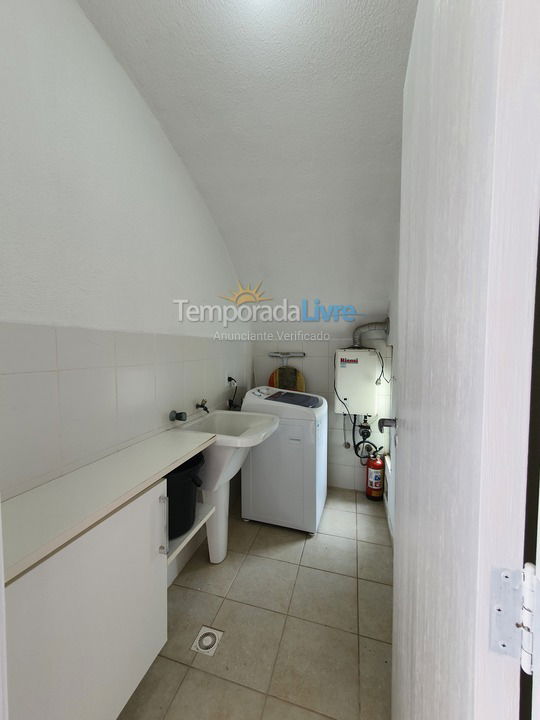 Apartment for vacation rental in Bombinhas (Praia de Bombinhas)