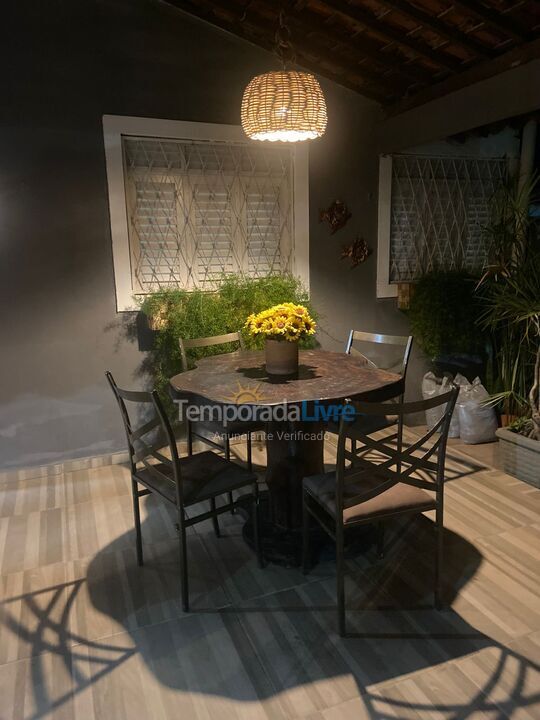 Casa para aluguel de temporada em Lucena (Centro)