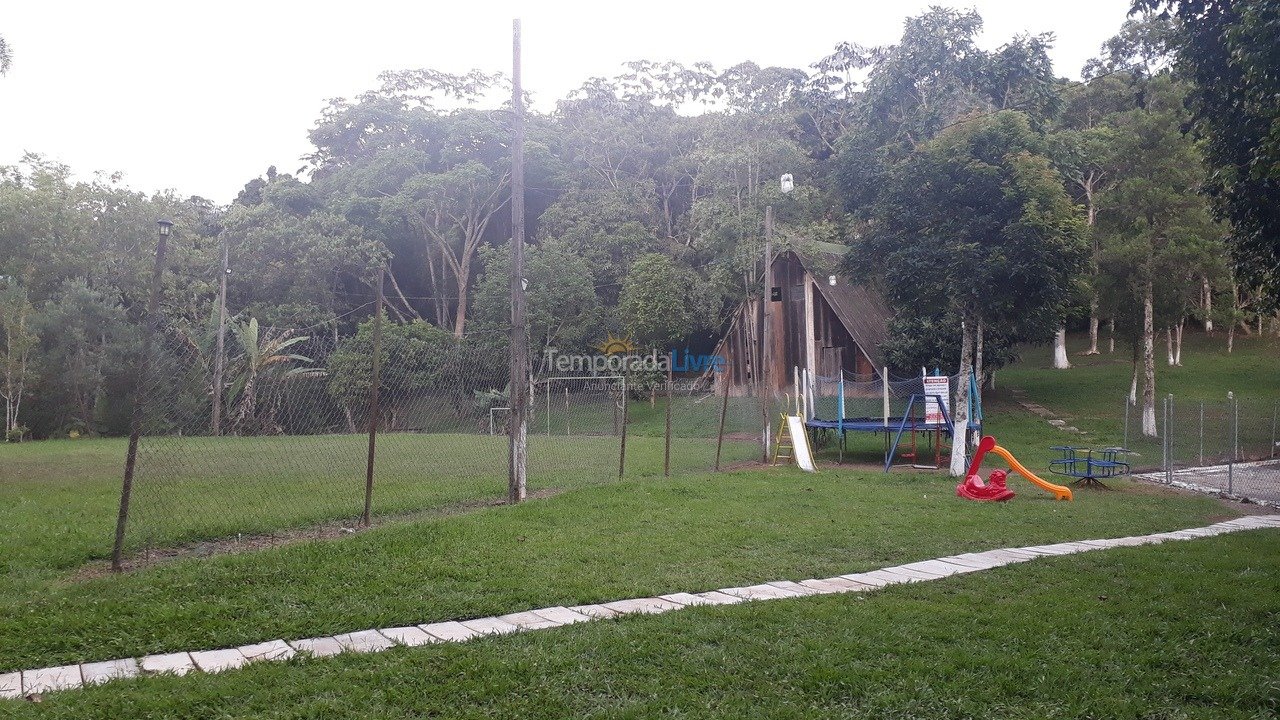 Chácara / sítio para aluguel de temporada em Arujá (São Domingos)
