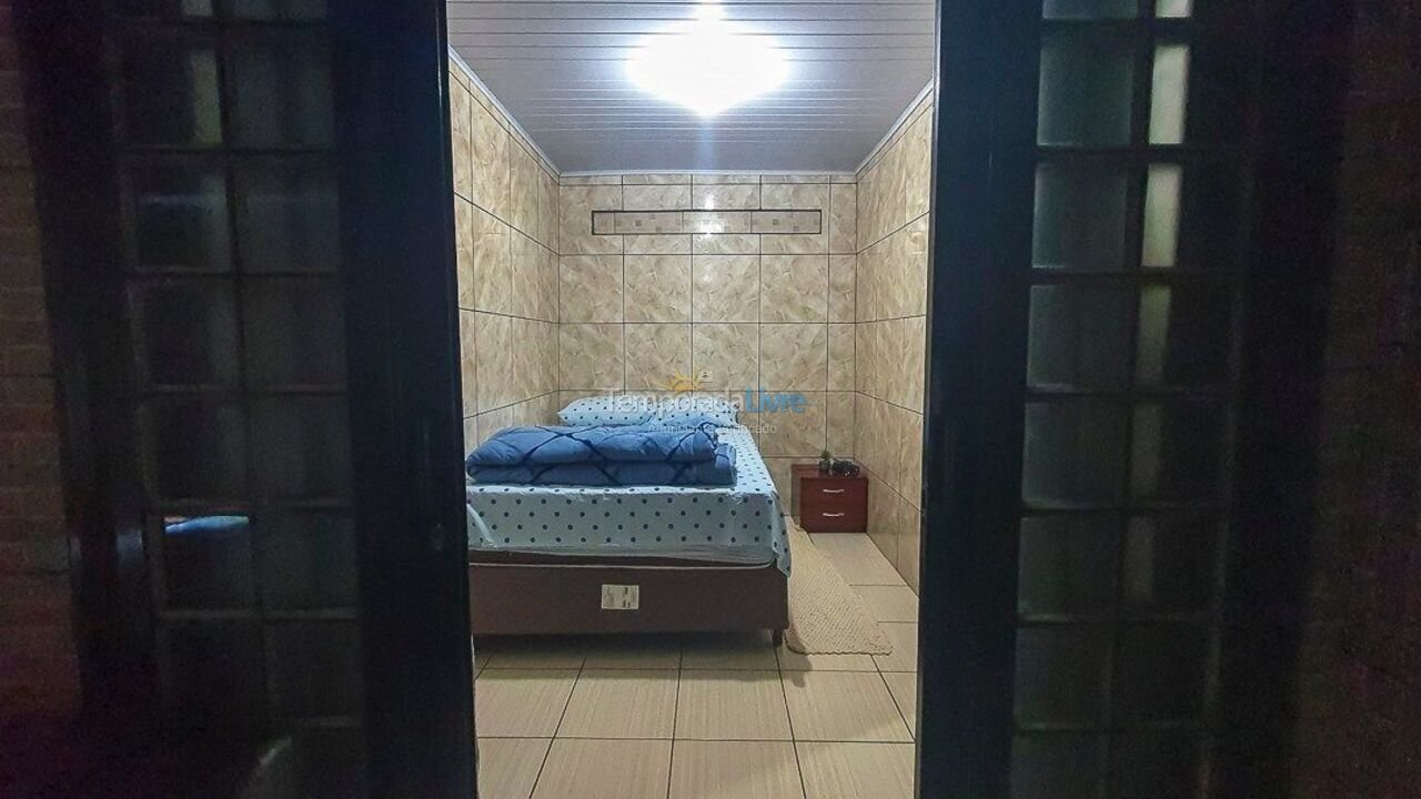 Apartamento para alquiler de vacaciones em Jardim Alice Ii (Paraná)