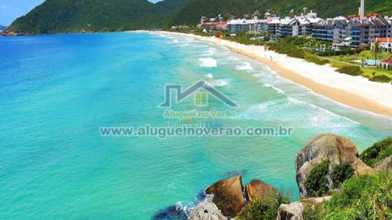 Apartamento para aluguel de temporada em Florianópolis (Praia Brava)