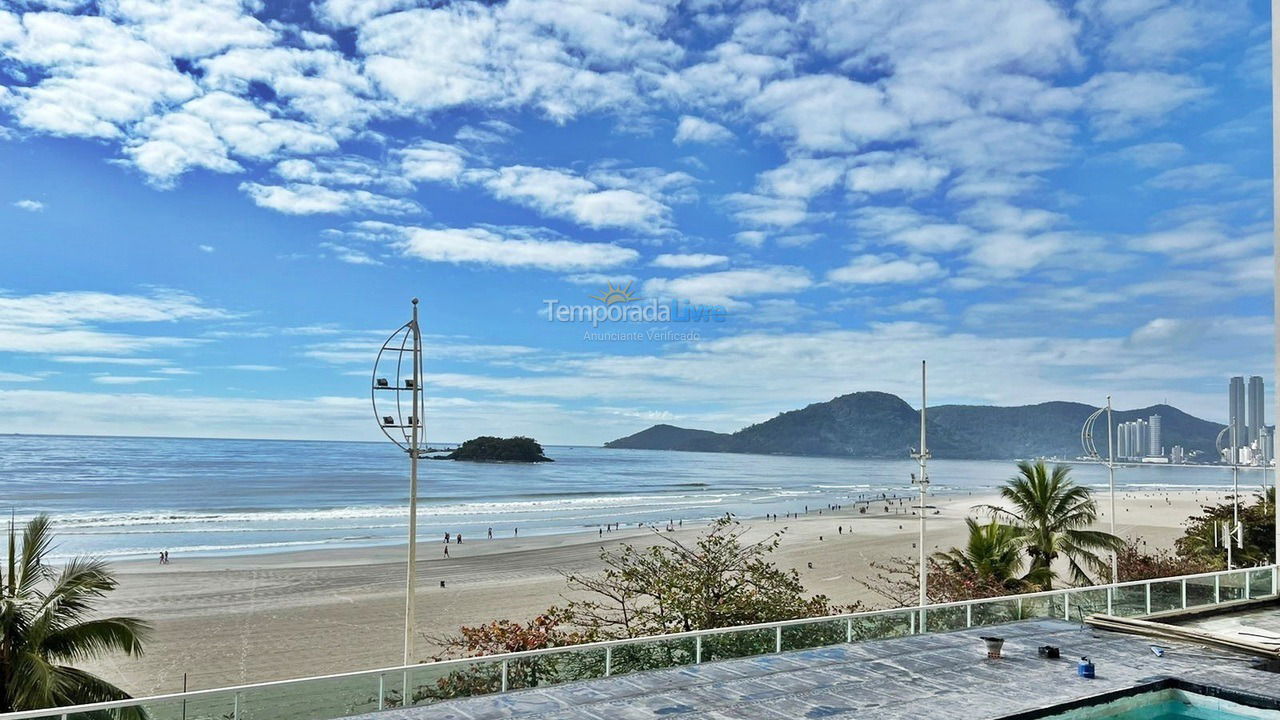 Apartamento para aluguel de temporada em Balneário Camboriú (Praia Central)