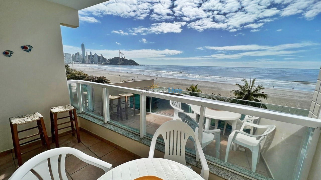 Apartamento para aluguel de temporada em Balneário Camboriú (Praia Central)