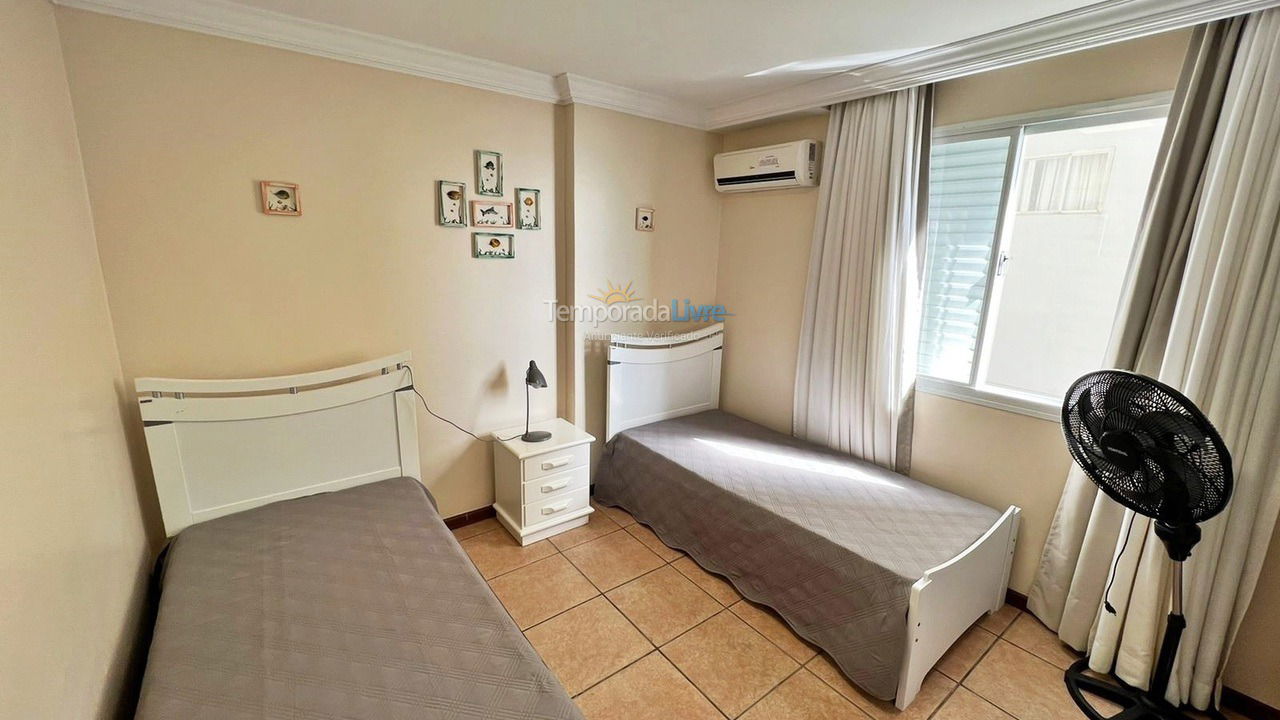 Apartamento para aluguel de temporada em Balneário Camboriú (Praia Central)