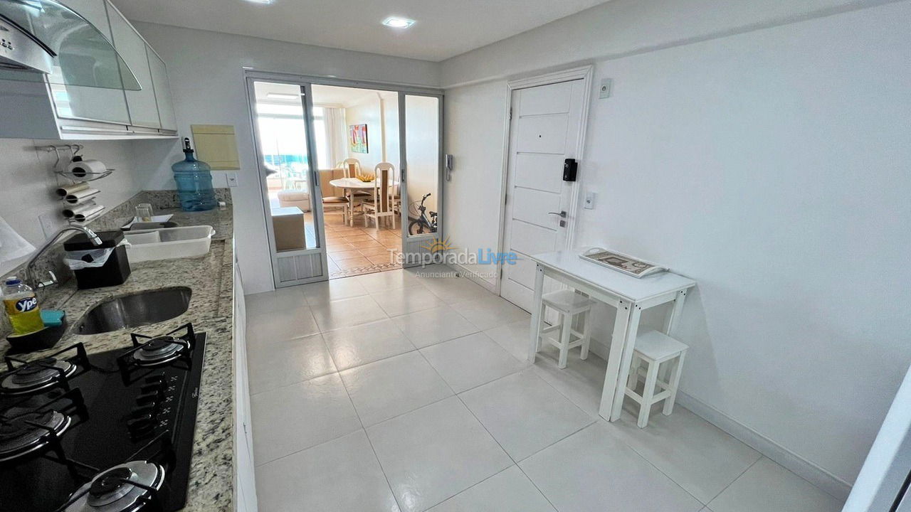 Apartamento para aluguel de temporada em Balneário Camboriú (Praia Central)