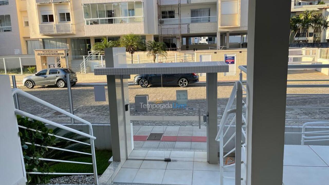 Apartamento para aluguel de temporada em Florianopolis (Praia dos Ingleses)