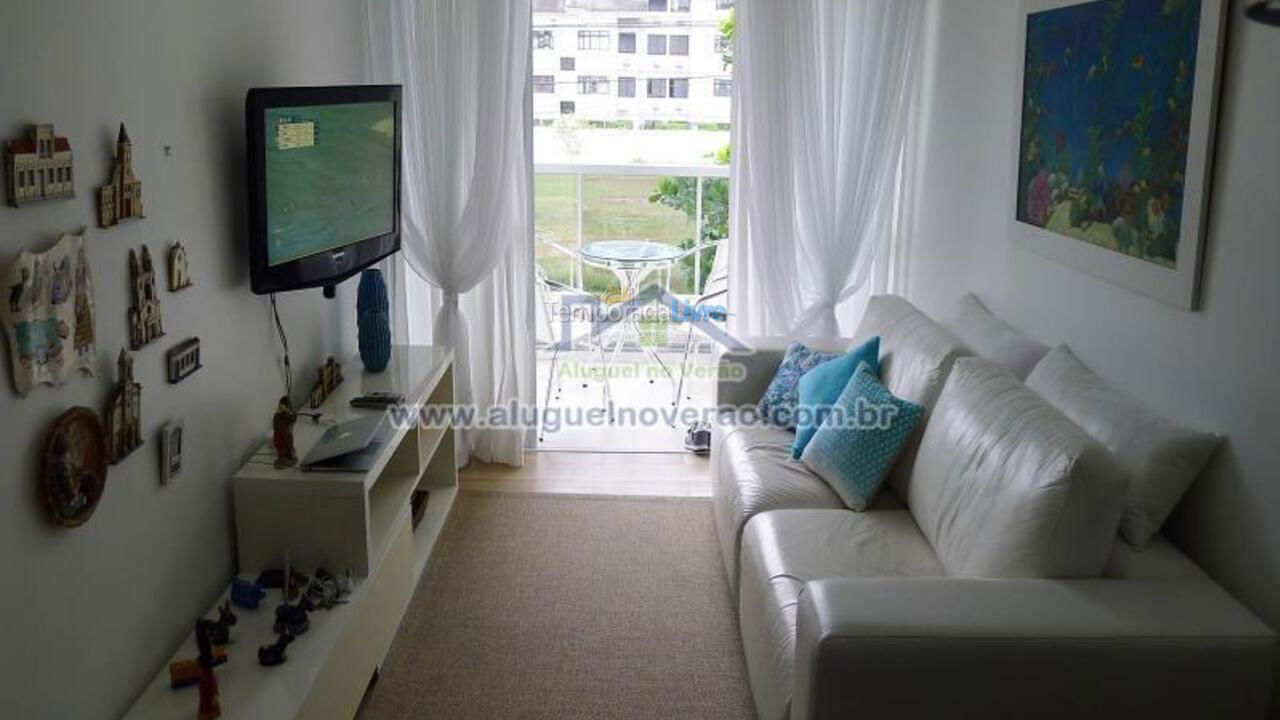 Apartamento para aluguel de temporada em Florianópolis (Praia Brava)