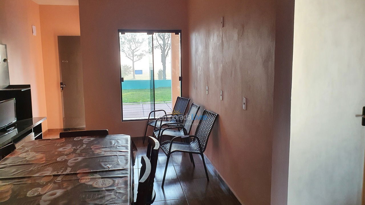 Apartamento para alquiler de vacaciones em Balneário Gaivota (Praia Lagoa Cortada)