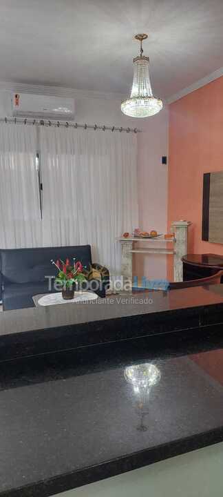 Casa para aluguel de temporada em Praia Grande (Jardim Princesa)