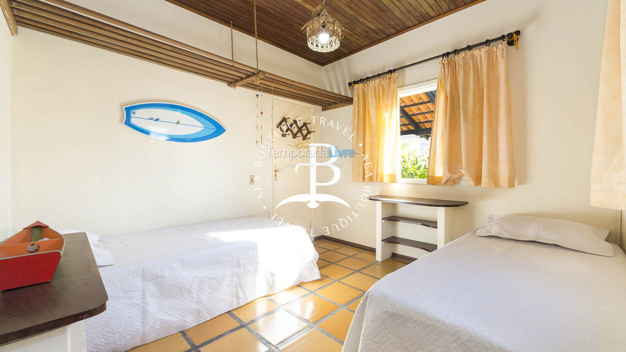 Casa para aluguel de temporada em Bombinhas (Praia de Bombas)