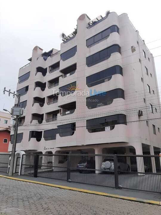 Apartment for vacation rental in Bombinhas (Bombinhas Centro)