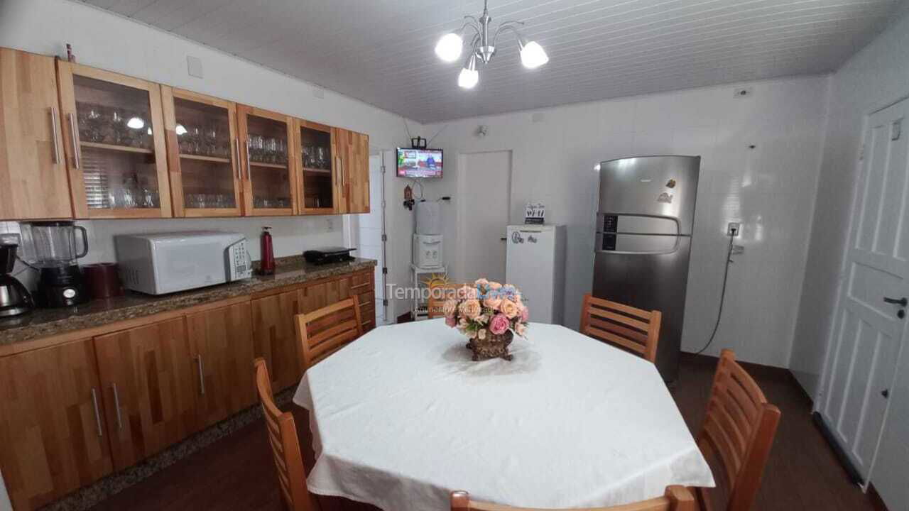 Casa para alquiler de vacaciones em Navegantes (Praia Central)