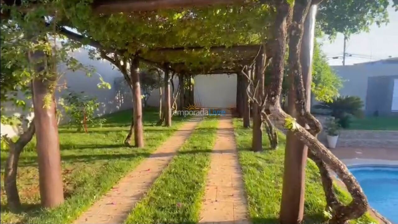 Casa para aluguel de temporada em Foz do Iguaçu (Jardim Panorama)