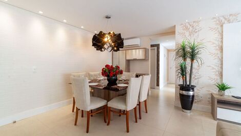 Penthouse Boulevard Bombinhas - Condo with Pool - 3 bedrooms 6 people