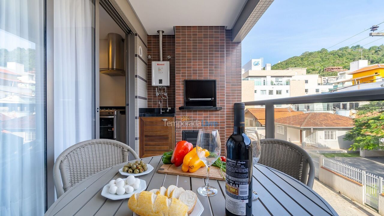 Apartment for vacation rental in Bombinhas (Praia de Bombinhas)