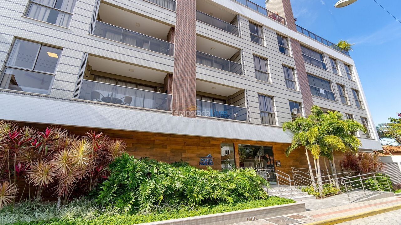Apartment for vacation rental in Bombinhas (Praia de Bombinhas)