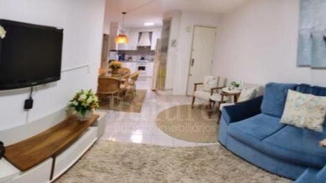 BEAUTIFUL SQUARE PENTHOUSE WITH 3 BEDROOMS 1 SUITE