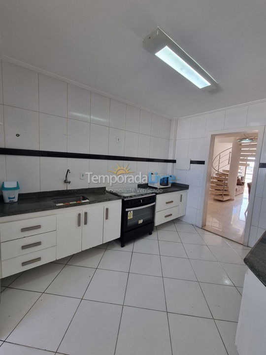 Apartamento para aluguel de temporada em Guarapari (Praia do Morro)