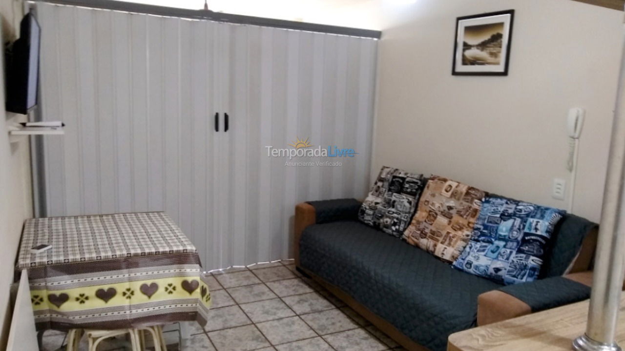 Apartment for vacation rental in Praia Grande (Vila Tupi)