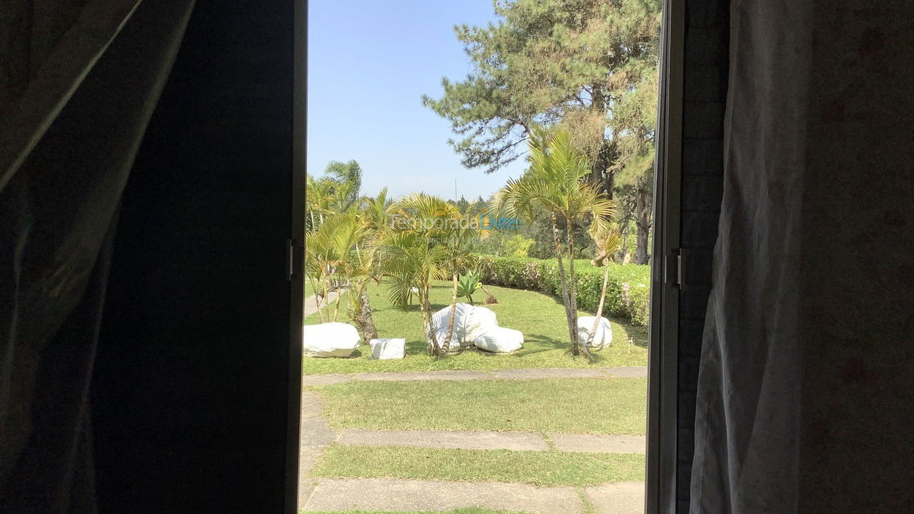 Chácara / sítio para aluguel de temporada em Mogi das Cruzes (Taiaçupeba)