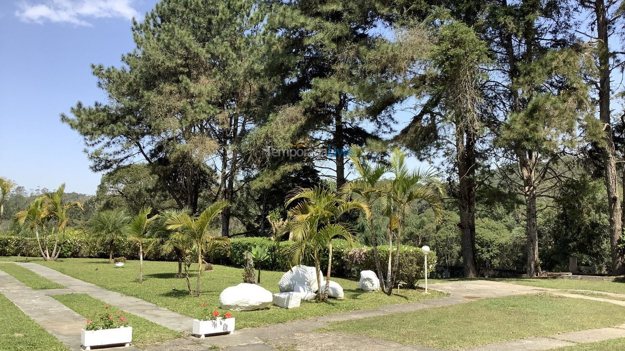 Chácara / sítio para aluguel de temporada em Mogi das Cruzes (Taiaçupeba)