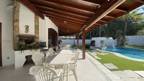 Riviera Vacation Rental House | Accommodation for 12 People.