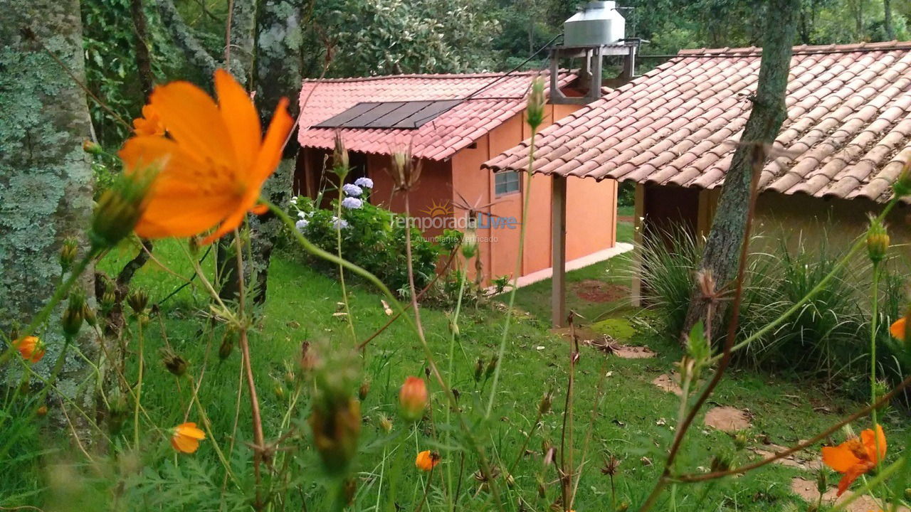 Casa para aluguel de temporada em Moeda (Azevedo)