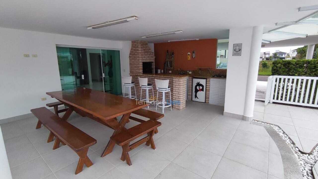 Casa para aluguel de temporada em Peruíbe (Peruíbe)