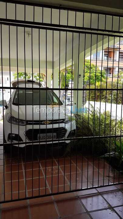 House for vacation rental in Florianopolis (Canasvieiras)