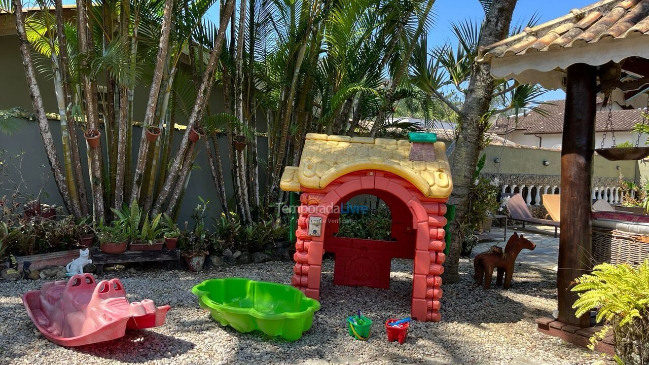Casa para aluguel de temporada em Ubatuba (Horto Florestal)