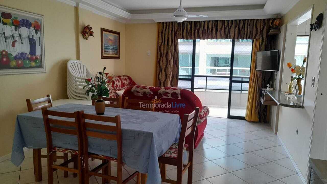 Apartamento para aluguel de temporada em Itapema (Meia Praia)