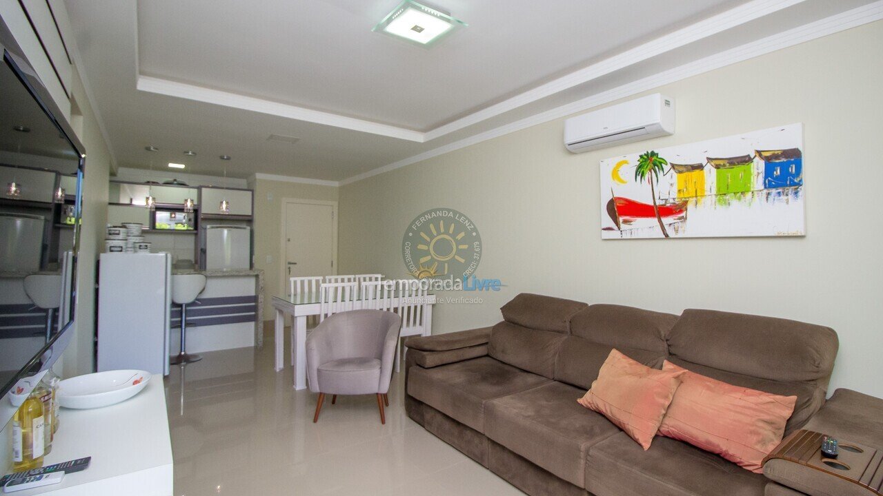 Apartamento para aluguel de temporada em Bombinhas (Praia de Quatro Ilhas)