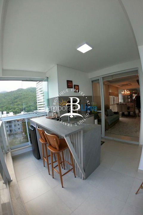 Apartamento para alquiler de vacaciones em Governador Celso Ramos (Praia de Palmas)