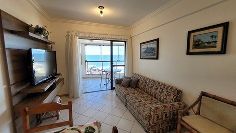 APARTMENT WITH SEA VIEW ON BEACH OF BOMBAS