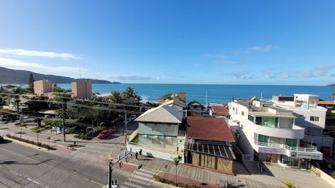 APARTAMENTO CON VISTA AL MAR EN PLAYA DE BOMBAS