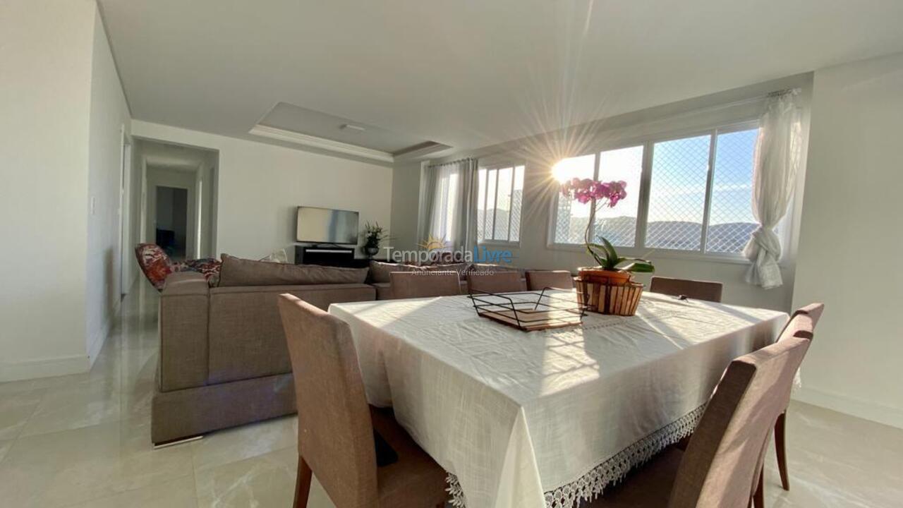 Apartamento para aluguel de temporada em Itapema (Meia Praia)